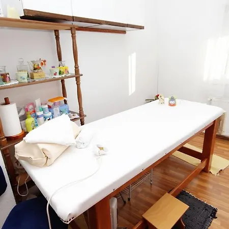 5963c Apartment