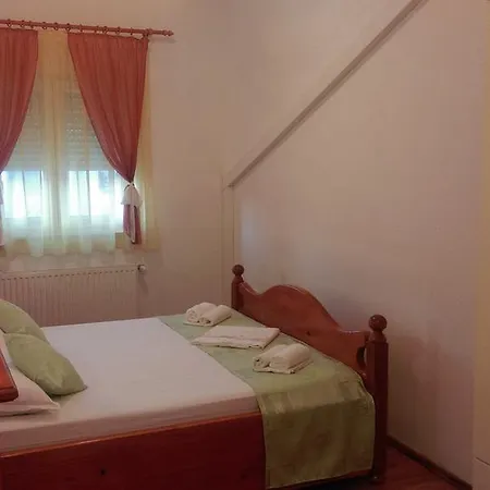 5963c Apartment Trogir